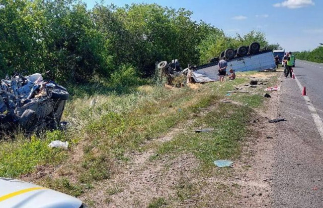 В Одесской области в жутком ДТП погибли трое взрослых и ребенок, видео
