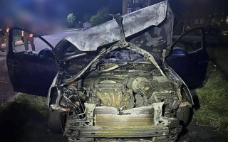 В Киевской области мужчины ради мести сожгли авто оппонента, фото