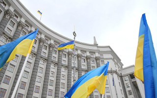 Кабмін пропонує покласти на працівників юридичних осіб обов’язок інформувати про корупцію у роботодавців