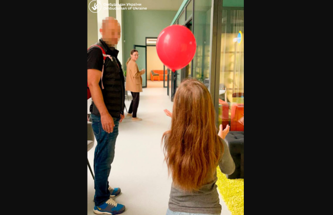 Украина вернула домой девочку, которую бельгийский суд отобрал у матери и устроил в приемную семью, - Омбудсмен