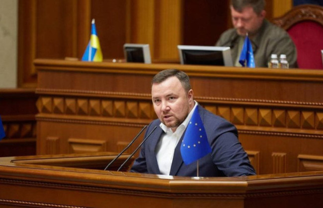 В «Слуге народа» предлагают два идентичных законопроекта об отборе Службы, которая будет разбираться с жалобами на судей, но есть нюанс