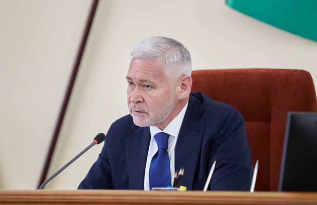 У Харкові поліклініка підписала договір на купівлю чотирьох футболок по 5 тисяч грн