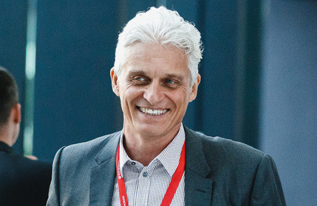 Велика Британія зняла санкції з Олега Тінькова