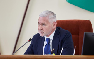 В Харькове поликлиника подписала договор на покупку четырех футболок по 5 тысяч грн