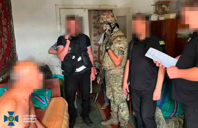 Водил односельчан на «расстрелы»: в Николаевской области задержали коллаборанта