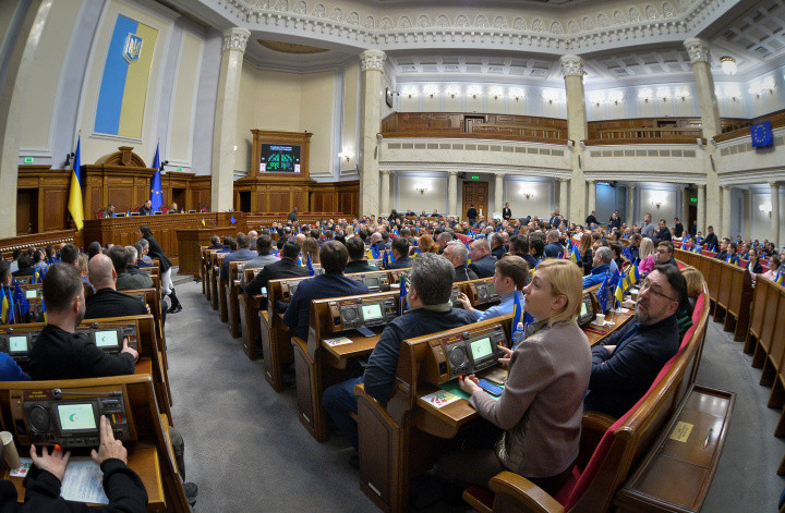 Раді рекомендують прийняти закон про адміністративний збір