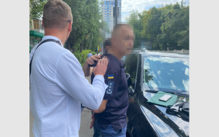 7 тисяч доларів за демобілізацію: у Службі судової охорони прокоментували затримання свого співробітника на хабарі