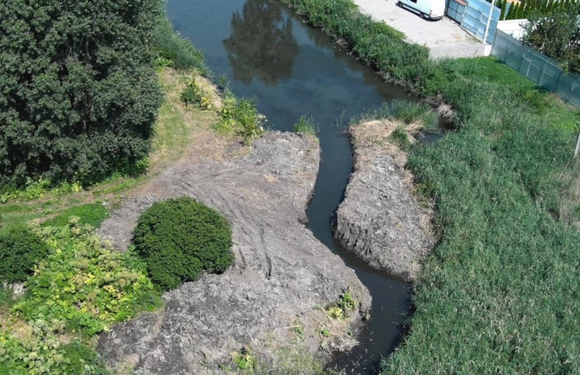 Києву загрожує нове підтоплення: фахівці попереджають про ризики захаращення річки Нивка