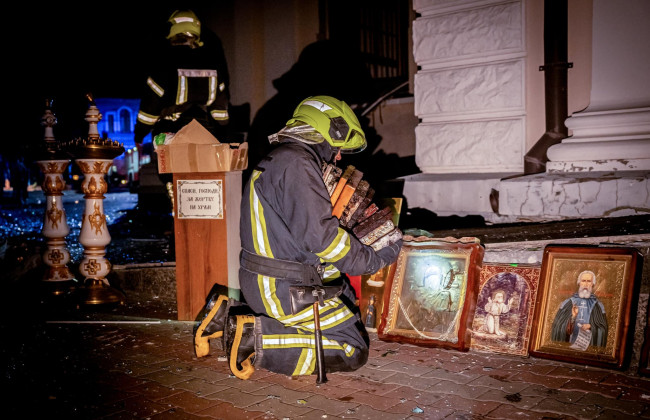 У ДСНС показали наслідки нічної атаки росіян на Одесу – фото