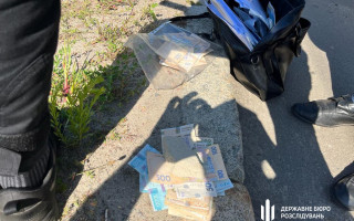 У Сумах офіцера ВСП зловили на хабарництві