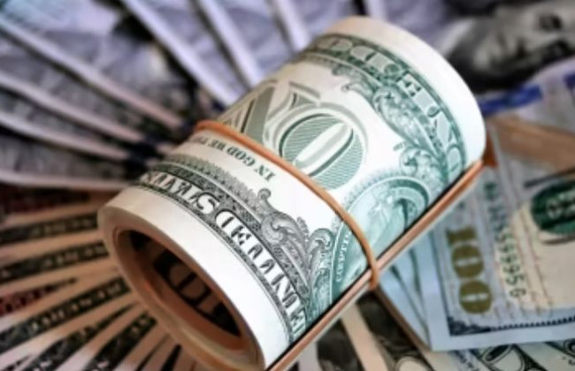 Потратил доллар, а выиграл миллион: мужчина случайно узнал, что стал сказочно богатым