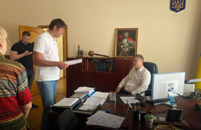 САП через два дня после разоблачения главы ГСА Алексея Сальникова сообщила, было ли объявлено ему подозрение