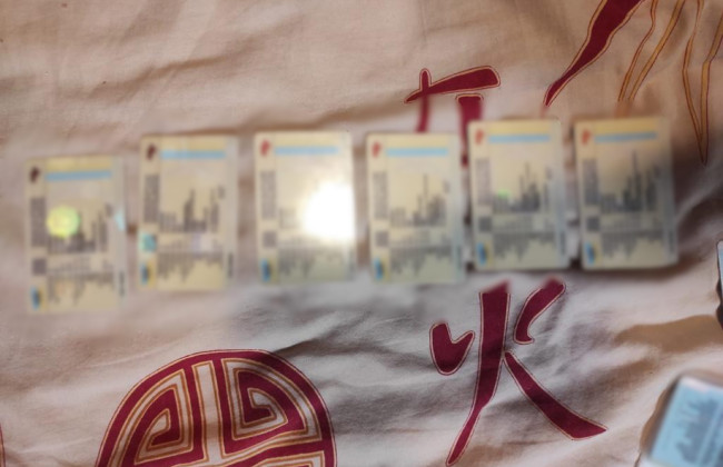 Викрито групу осіб, які виготовляли фальшиві свідоцтва про реєстрацію автомобілів