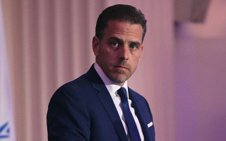 Син Джо Байдена передумав визнавати свою вину щодо несплати податків