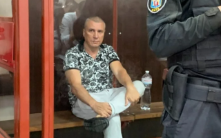 Будинки, квартири та автомобілі: суд заарештував майно скандального одеського військкома Євгена Борисова