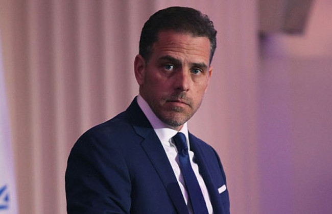 Син Джо Байдена передумав визнавати свою вину щодо несплати податків