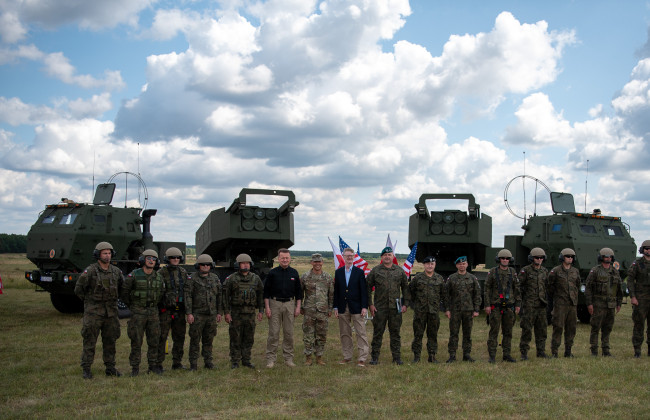 Польша возобновит ракетное подразделение и создаст академию HIMARS