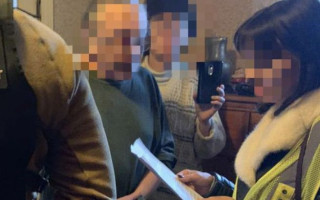 Суд покарав киянина, який поширював комуністичну символіку