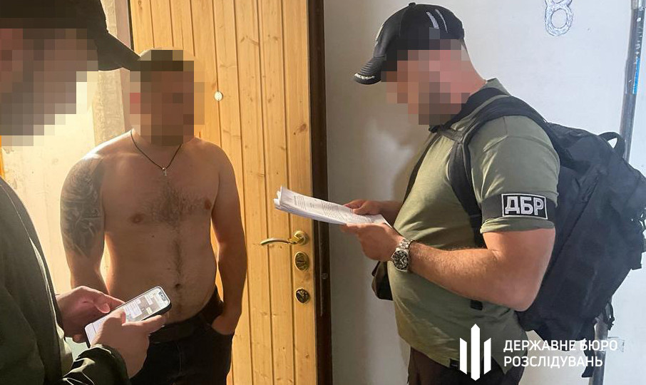 В Днепра вручают подозрения правоохранителям – одного уже задержали, фото