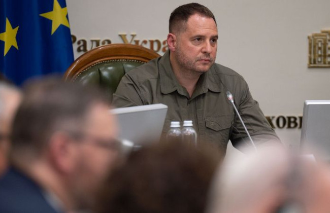 Андрей Ермак провел встречу с послами и дипломатами в широком формате