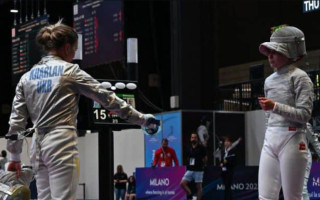 FIE скасувала рукостискання між фехтувальниками після дискваліфікації Харлан — ЗМІ