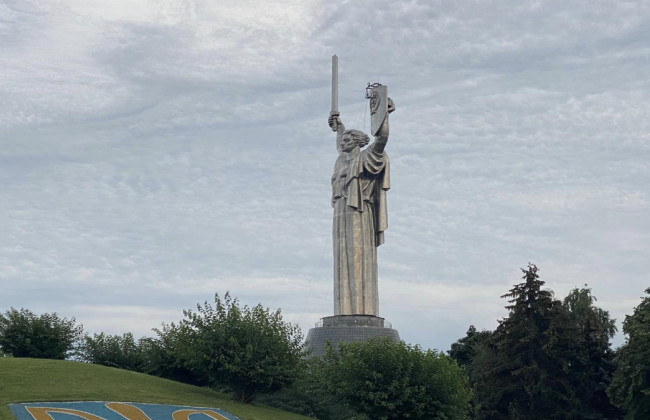 Монумент «Батьківщина-мати» у Києві хочуть перейменувати на «Україна-мати»