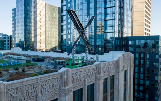 Ілон Маск встановив літеру «X» на даху штаб-квартири в Сан-Франциско – влада почала розслідування