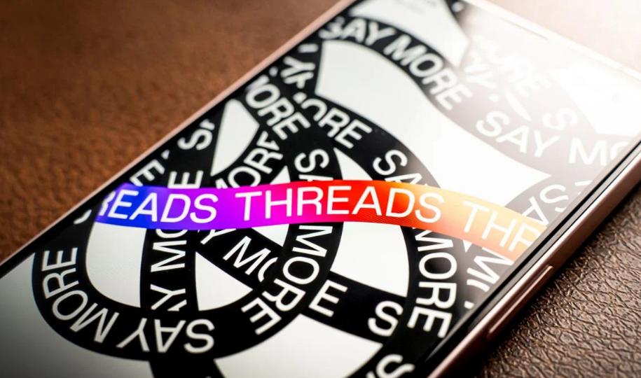 Нова соцмережа Threads втратила понад половину користувачів, — Цукерберг