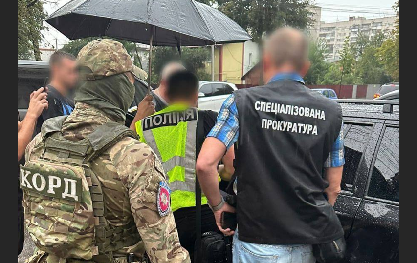 $2000 за відстрочку від мобілізації: на Вінниччині повідомлено про підозру військовослужбовцю