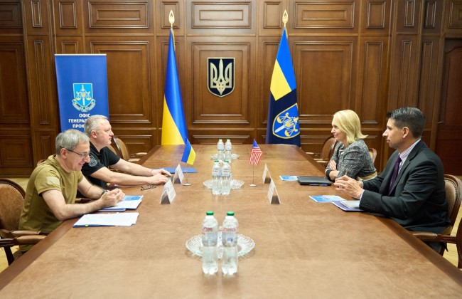 Генпрокурор Андрей Костин провел встречу с Послом США Бриджит Бринк