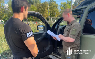 «Відрядив» депутатів-військовослужбовців на службу до КМВА – екскомандиру військової частини повідомили про підозру