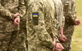 Закон про внесення змін до статті КК щодо самовільного залишення військової частини опубліковано