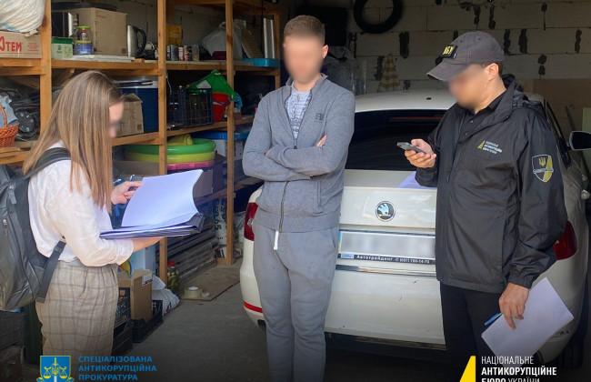 Подстрекательство к подкупу должностного лица Офиса Генпрокурора: о подозрении сообщено адвокату