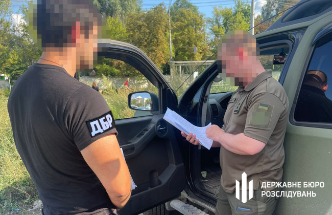 «Відрядив» депутатів-військовослужбовців на службу до КМВА – екскомандиру військової частини повідомили про підозру