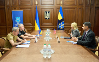 Генпрокурор Андрій Костін провів зустріч з Послом США Бріджит Брінк