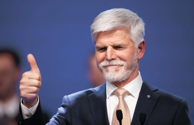 Президент Чехії дозволив 14 громадянам воювати в лавах Збройних сил України