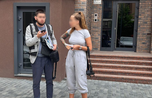 Столичный «бизнес» по проституции: разоблачена группа сутенеров, которые привлекли к деятельности более 100 женщин