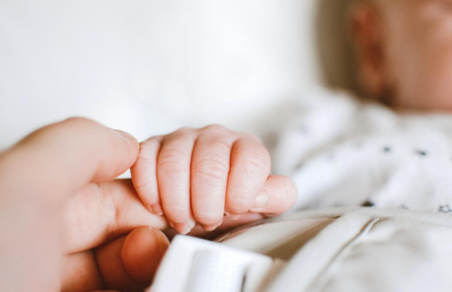 Як зареєструвати новонароджену дитину на ТОТ: роз’яснення Мін’юсту