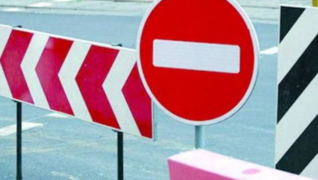 У Києві на одній із вулиць обмежили рух транспорту: відома причина