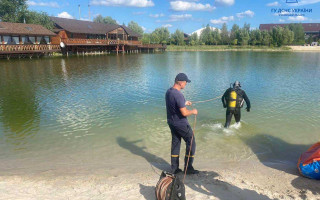 На Київщині під час відпочинку у літньому таборі потонув 10-річний хлопчик