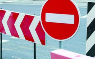 У Києві на одній із вулиць обмежили рух транспорту: відома причина