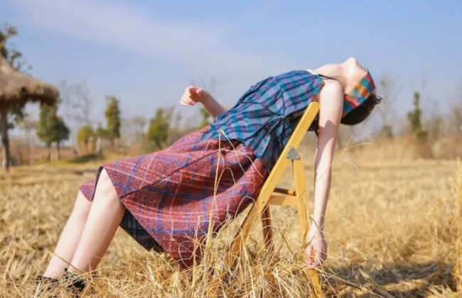 Палюче сонце і сильний вітер: українцям розповіли, якою буде погода на вихідних