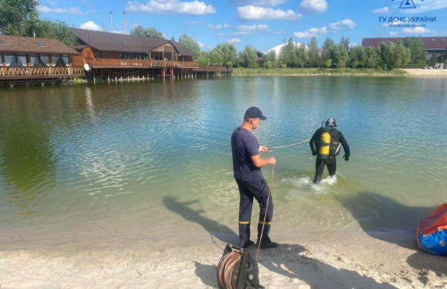На Київщині під час відпочинку у літньому таборі потонув 10-річний хлопчик