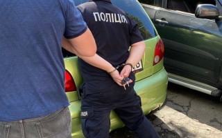 На Київщині правоохоронця підозрюють у зґвалтуванні 10-річної дівчинки