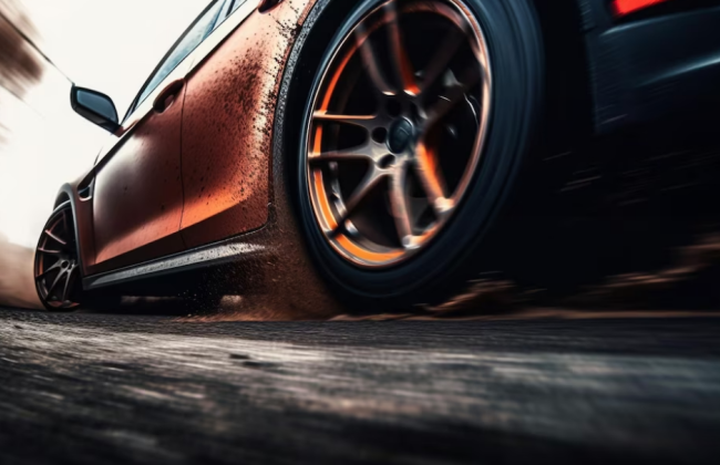 В городе гонщикам за громкие звуки будет угрожать штраф, но за городом никто не будет запрещать устраивать соревнования, – Арахамия