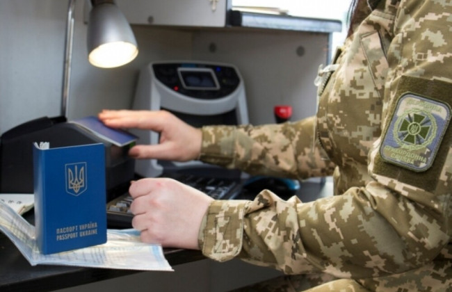 У МВС пропонують заборонити чоловікам виїжджати за кордон і після війни на три роки