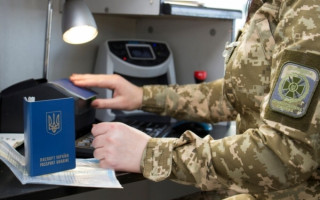 У МВС пропонують заборонити чоловікам виїжджати за кордон і після війни на три роки