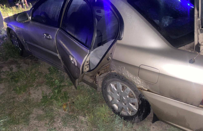 Підпалив авто через сварку з рідними: поліція затримала палія