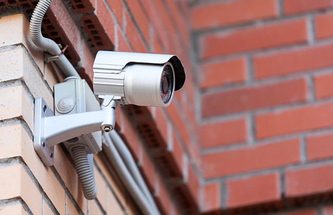 Законодательство не запрещает защищать свою собственность и обеспечивать личную безопасность с помощью собственных технических средств, — суд