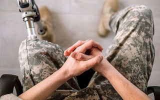 Нужно ли участнику боевых действий платить за протезирование: разъяснение